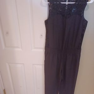 NWT. WOMAN'S beautiful jumpsuit.
